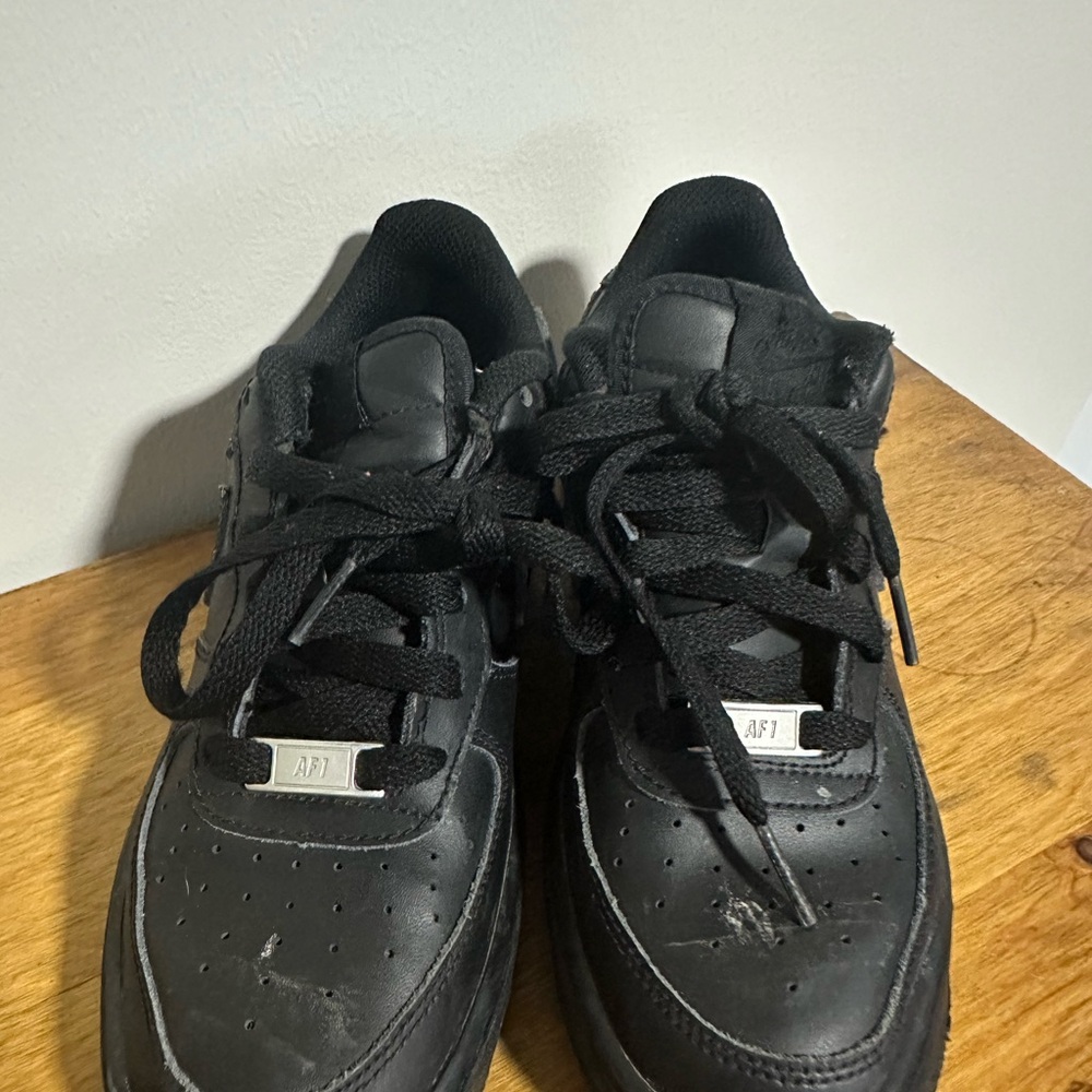 Nike Kids Black Sneakers